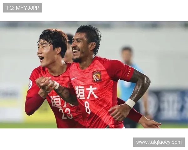 恒大与鹿岛精彩对决实时更新赛况分析与球员表现全景呈现