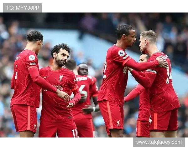 曼联与曼城的巅峰对决董路李欣深度解析比赛精彩瞬间 曼联与曼城的巅峰对决董路李欣深度解析比赛精彩瞬间