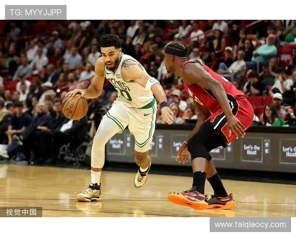 热火与凯尔特人激战正酣谁能在季后赛中笑到最后