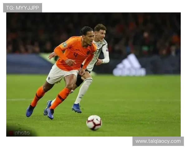 范戴克的传奇之路：从青年才俊到世界顶级后卫的蜕变与荣耀