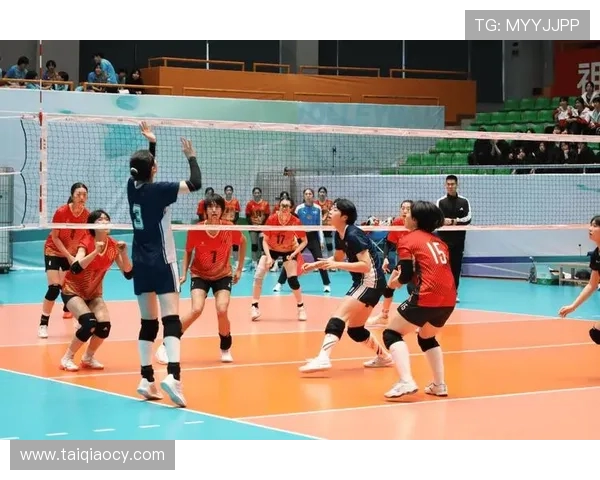 重庆排球队的力量揭秘:排球巨献背后的拼搏与荣耀 重庆排球队的力量揭秘:排球巨献背后的拼搏与荣耀