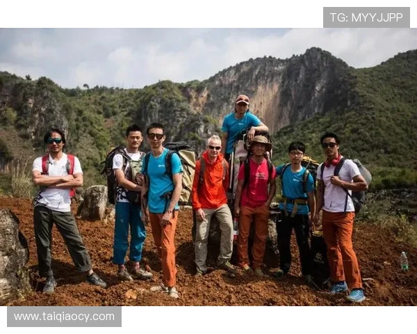 成都攀岩队在全国攀岩节奏排行榜中荣获第六名的佳绩引发关注