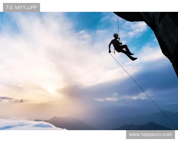 攀岩竞技的魅力与挑战：深入解析广州攀岩队的战术与训练秘诀